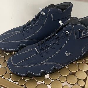 Blue High-Top Sneakers with Rugged Sole and Lace-Up Design